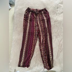 Patterned pants